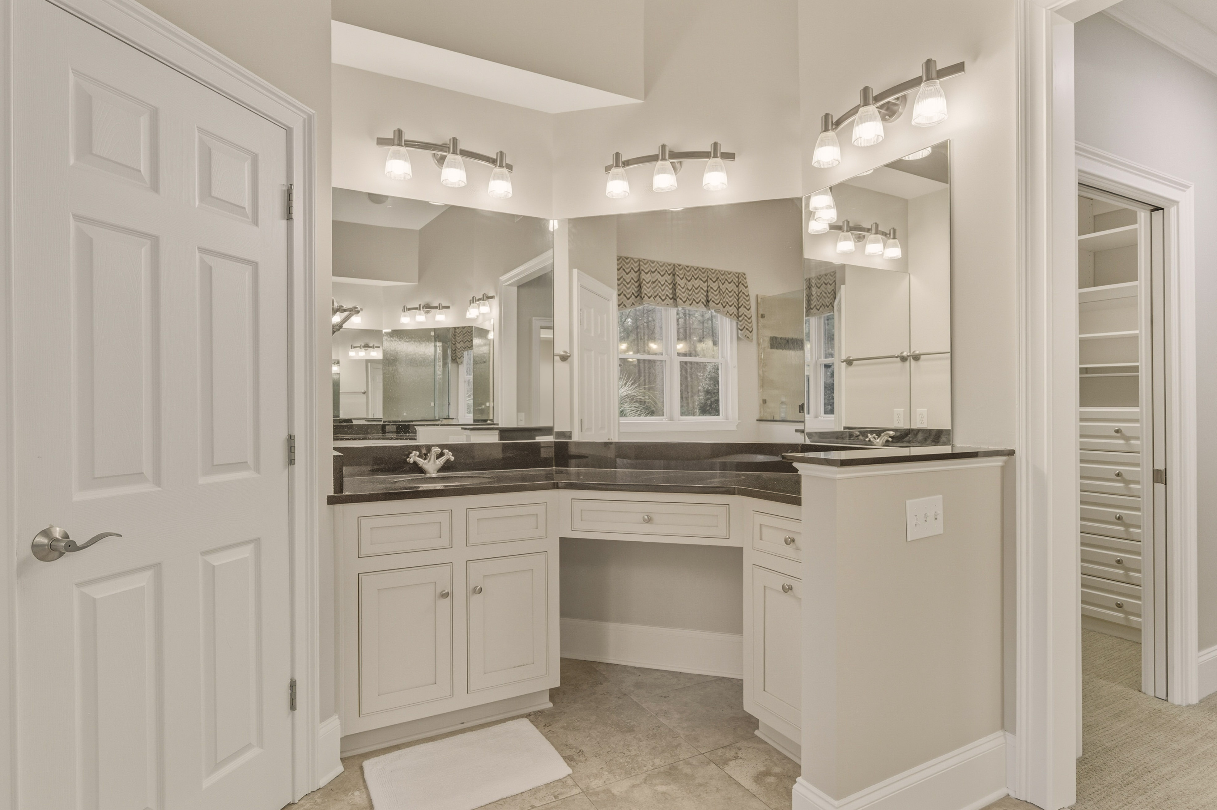 2701 Parrott's Pointe Road image 29